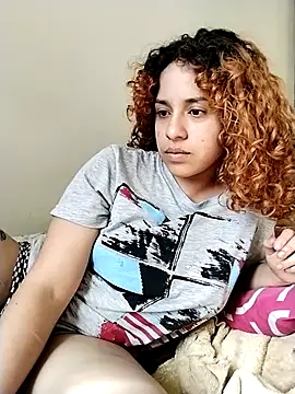 EmmaMelissa0521 online show from December 2025 07:53:02 PM