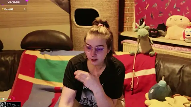 GamerGirl Eve online show from February 2026 06:15:02 PM