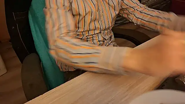 Snapshot of Danyell_K287 chatting on December 2024 09:35:01 PM Danyell K287 online show from December 2024 09:35:01 PM