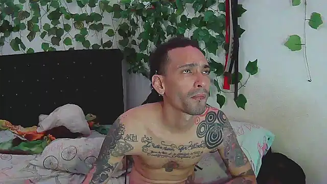 Snapshot of caribbeanlover1 chatting on January 2025 03:34:01 AM caribbeanlover1 online show from January 2025 03:34:01 AM
