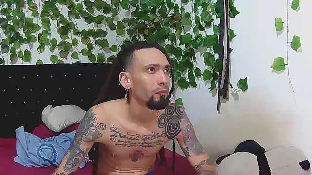 Snapshot of caribbeanlover1 chatting on March 2025 12:43:01 AM caribbeanlover1 online show from March 2025 12:43:01 AM