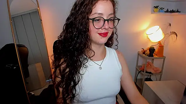 Cassandra Caiin online show from September 2025 10:46:01 PM