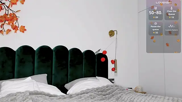 BondGirll online show from November 2025 07:28:01 AM