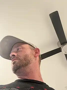 smokeymt420 online show from June 2026 01:33:01 AM