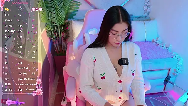 shanon- online show from March 2026 06:46:02 PM