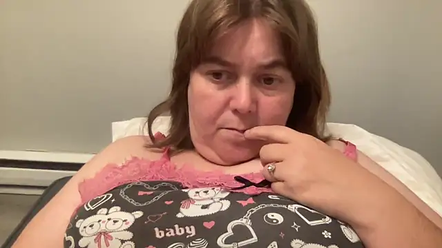 ParisNova online show from October 2025 08:58:01 PM