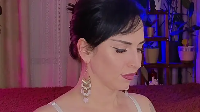 Snapshot of lily_conor chatting on December 2025 05:19:02 PM lily conor online show from December 2025 05:19:02 PM