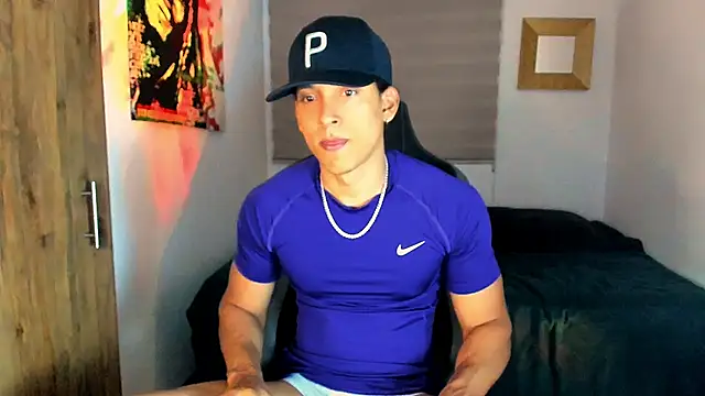 Snapshot of Liam_V chatting on January 2025 01:00:02 AM Liam V online show from January 2025 01:00:02 AM