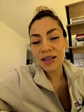 SamyJones9 online show from July 2026 03:13:01 AM