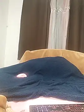 cute boytoy0221 online show from March 2025 12:46:01 PM