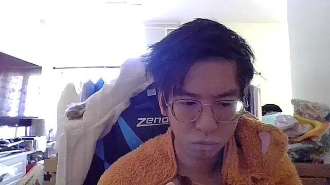 Snapshot of charlie_xdd chatting on January 2025 06:14:01 AM charlie xdd online show from January 2025 06:14:01 AM