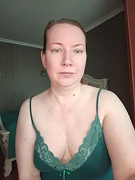 GoddessLara online show from July 2026 12:04:01 AM