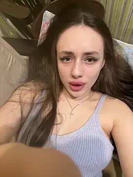 Lisaaan online show from November 2025 06:46:02 AM