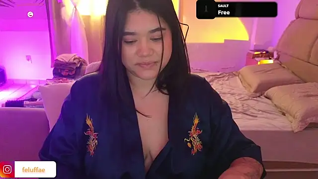 Snapshot of feluriana chatting on April 2026 06:45:01 PM feluriana online show from April 2026 06:45:01 PM