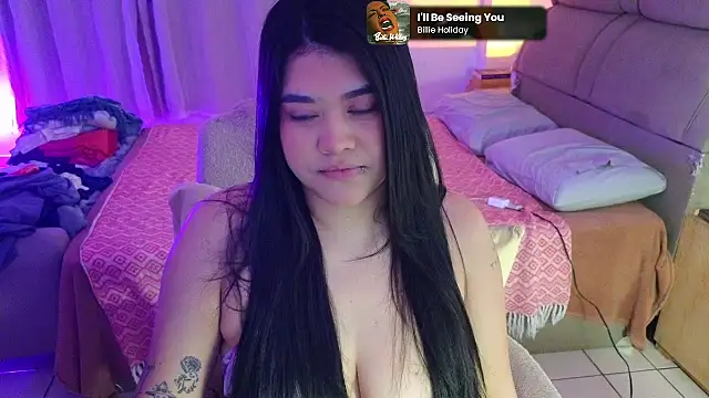 Snapshot of feluriana chatting on May 2026 12:27:01 AM feluriana online show from May 2026 12:27:01 AM