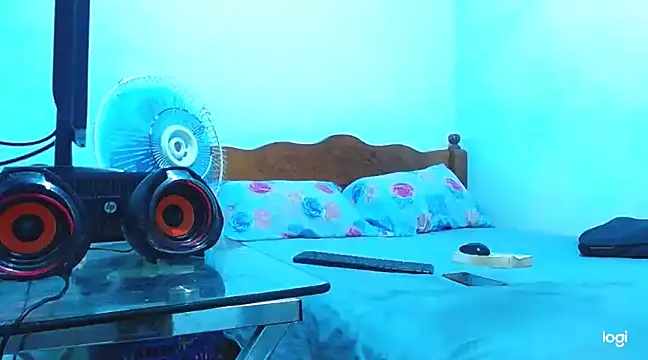 Snapshot of cositarrica_xxx chatting on March 2025 10:05:02 PM cositarrica xxx online show from March 2025 10:05:02 PM