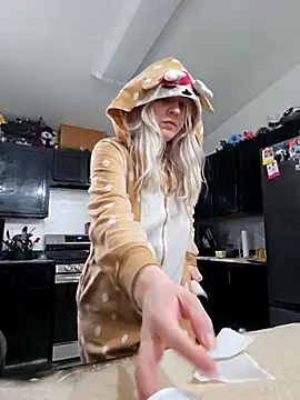 ScarletCallings420 online show from February 2025 07:53:01 PM