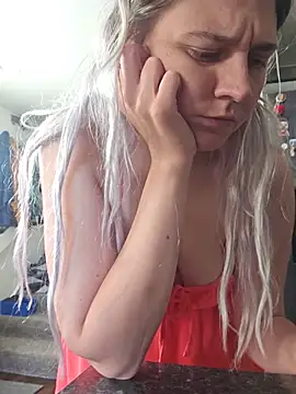 Snapshot of ScarletCallings420 chatting on July 2026 11:20:01 PM ScarletCallings420 online show from July 2026 11:20:01 PM