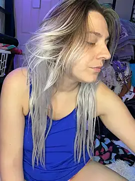 Snapshot of ScarletCallings420 chatting on August 2026 02:59:01 PM ScarletCallings420 online show from August 2026 02:59:01 PM