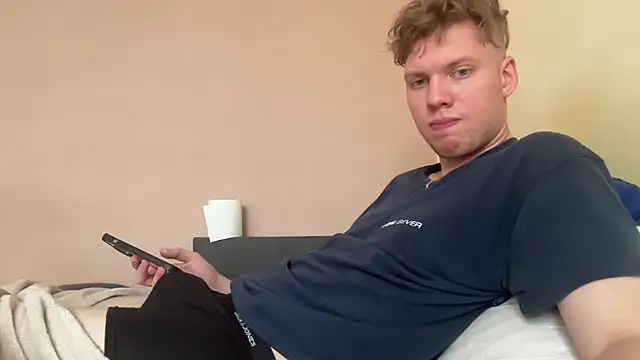 sexybooii6968 online show from October 2025 12:57:02 PM