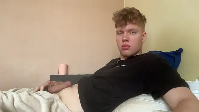 Snapshot of sexybooii6968 chatting on July 2026 10:22:01 AM sexybooii6968 online show from July 2026 10:22:01 AM