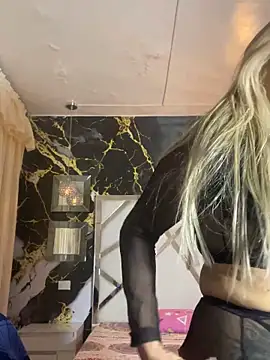 scarlett sexx69 online show from October 2025 06:41:02 PM