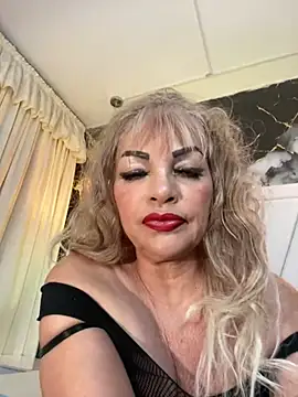 Snapshot of scarlett_sexx69 chatting on July 2026 11:45:02 AM scarlett sexx69 online show from July 2026 11:45:02 AM