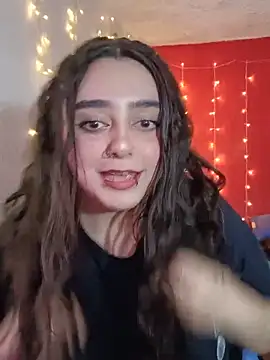 Snapshot of IvonneT chatting on May 2026 10:07:01 PM IvonneT online show from May 2026 10:07:01 PM