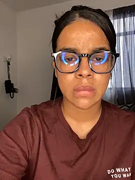 trianawhite online show from December 2024 08:49:02 PM