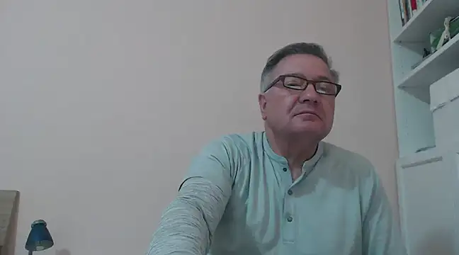 YOU6me online show from December 2024 05:31:02 PM
