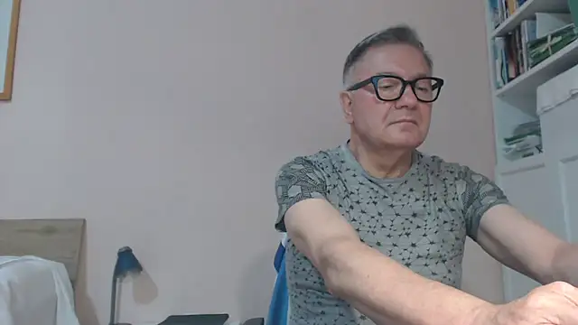 YOU6me online show from July 2026 03:21:02 PM