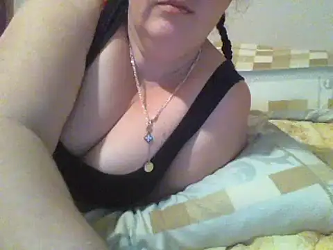 Snapshot of chubbypeach123 chatting on February 2025 11:15:01 PM chubbypeach123 online show from February 2025 11:15:01 PM