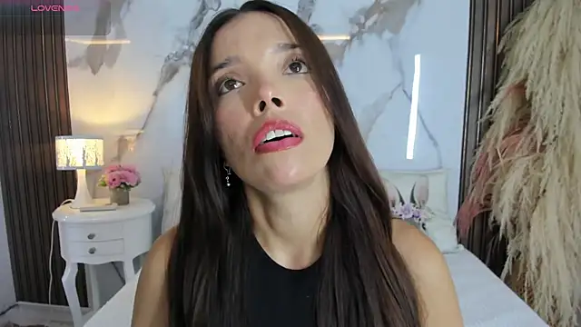 hannahill69 online show from March 2026 04:40:01 AM