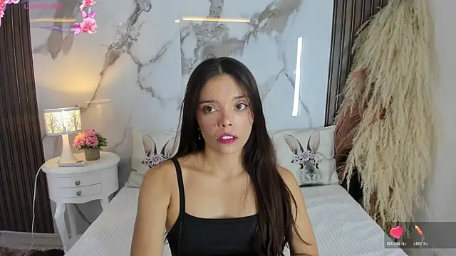 hannahill69 online show from March 2026 04:37:01 AM