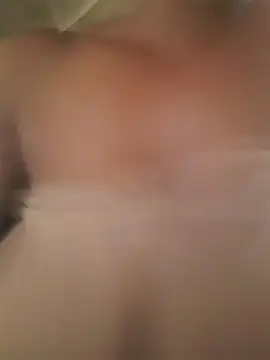 Snapshot of winterqueenx chatting on December 2025 03:27:02 PM winterqueenx online show from December 2025 03:27:02 PM