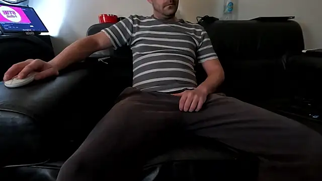 Snapshot of Lucas1andOnly4Girl chatting on January 2025 12:55:01 PM Lucas1andOnly4Girl online show from January 2025 12:55:01 PM