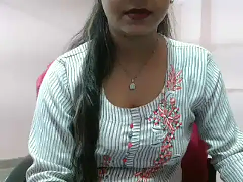 LovingPihu online show from March 2025 04:47:01 AM