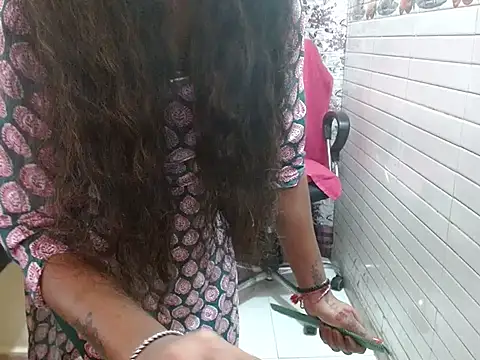 LovingPihu online show from October 2025 05:31:01 AM