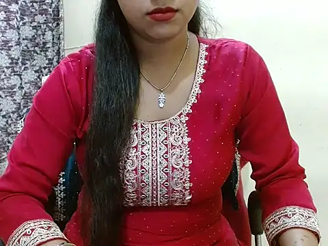 LovingPihu online show from April 2026 05:25:02 AM