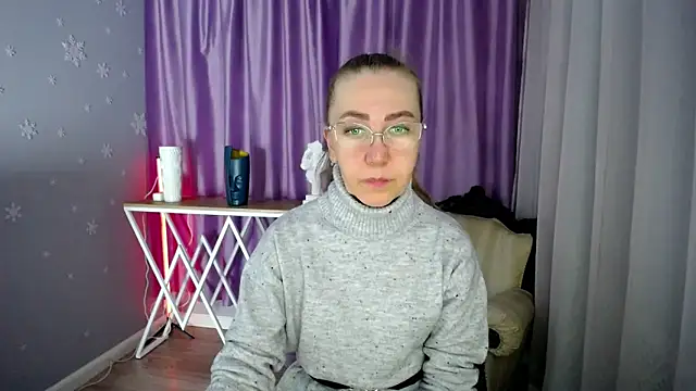 queen a n i online show from January 2025 07:41:01 AM