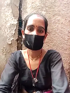 Snapshot of Mohni_Das chatting on June 2026 01:43:02 AM Mohni Das online show from June 2026 01:43:02 AM