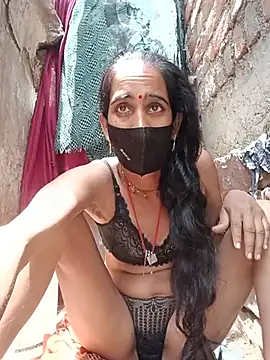 Snapshot of Mohni_Das chatting on July 2026 06:40:02 AM Mohni Das online show from July 2026 06:40:02 AM