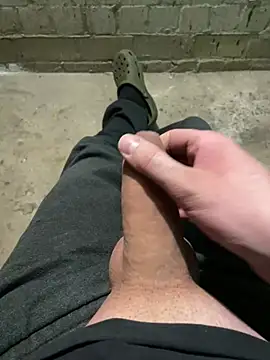 alonglongdidong online show from April 2026 06:23:01 PM