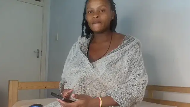 Snapshot of BlondQ2003 chatting on September 2025 07:08:01 PM BlondQ2003 online show from September 2025 07:08:01 PM