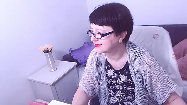 Snapshot of ChristaRose chatting on February 2025 01:57:01 AM ChristaRose online show from February 2025 01:57:01 AM