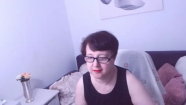 Snapshot of ChristaRose chatting on September 2025 12:04:01 AM ChristaRose online show from September 2025 12:04:01 AM