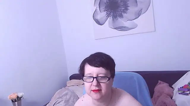 Snapshot of ChristaRose chatting on October 2025 01:21:01 PM ChristaRose online show from October 2025 01:21:01 PM