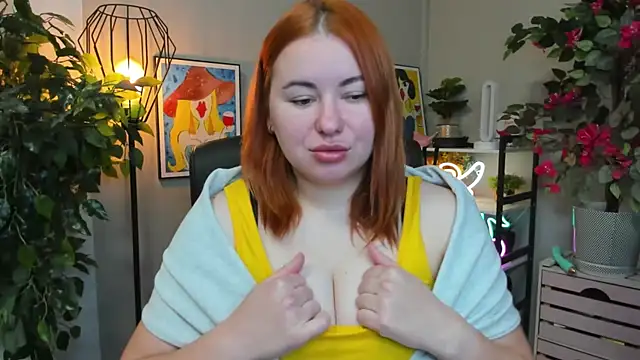 LAYLAxSTAR online show from November 2025 07:41:02 AM