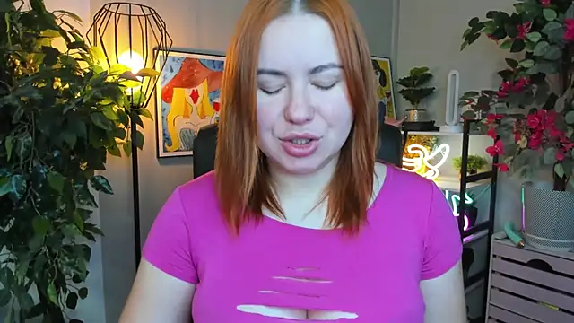 LAYLAxSTAR online show from November 2025 07:29:02 AM