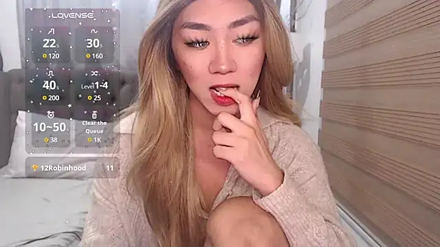 Snapshot of Local_Hoelyx chatting on January 2025 12:55:01 PM Local Hoelyx online show from January 2025 12:55:01 PM